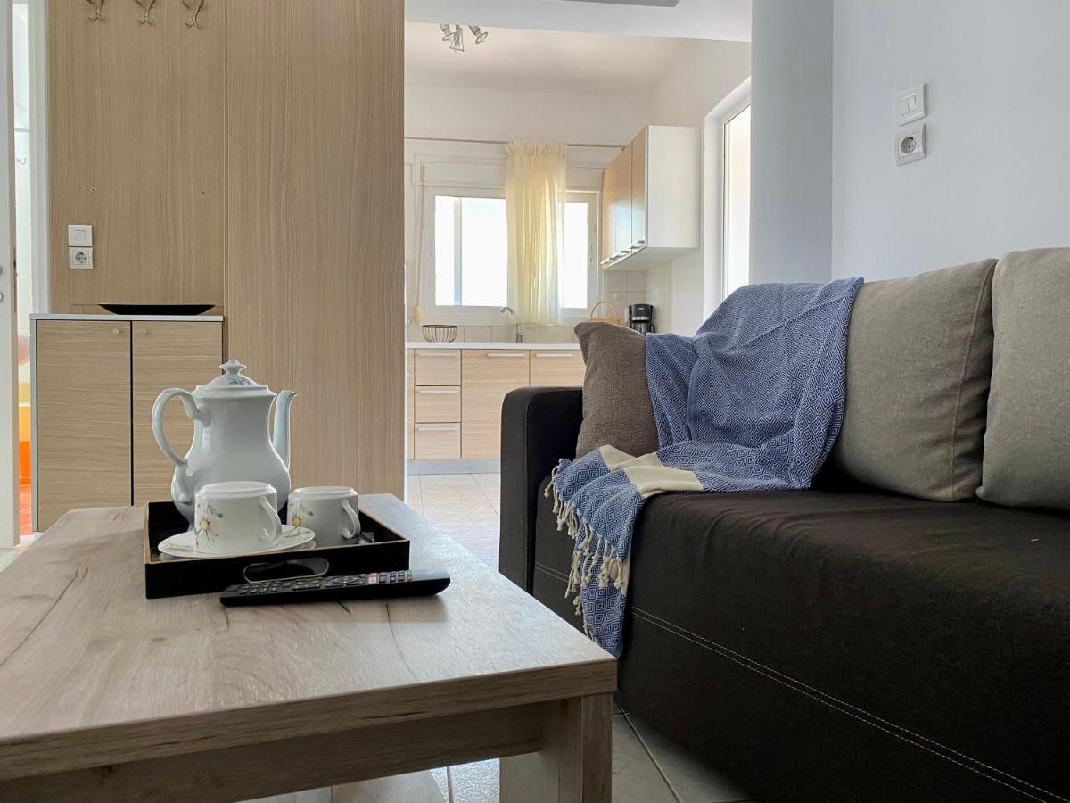 Peaceful Apartment, In The Nature, With Yard "3" Ziparion Bagian luar foto